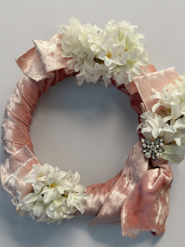 Velvet Ribbon Wrapped White Lilac Wreath, Lilac Wreath, Small Wreath - Image 3